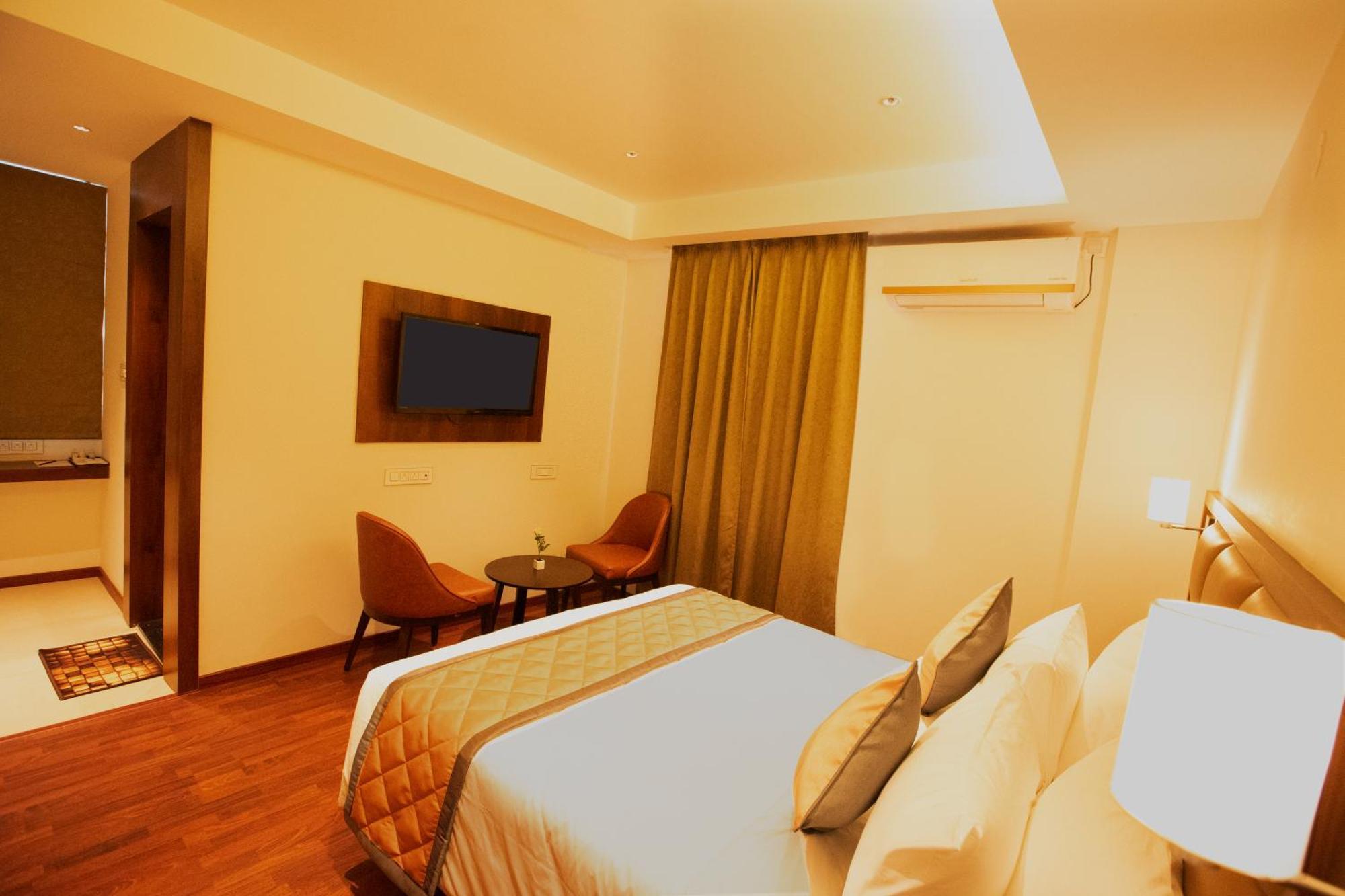 Golden Fortune Inn Hotel 벵갈루루 외부 사진