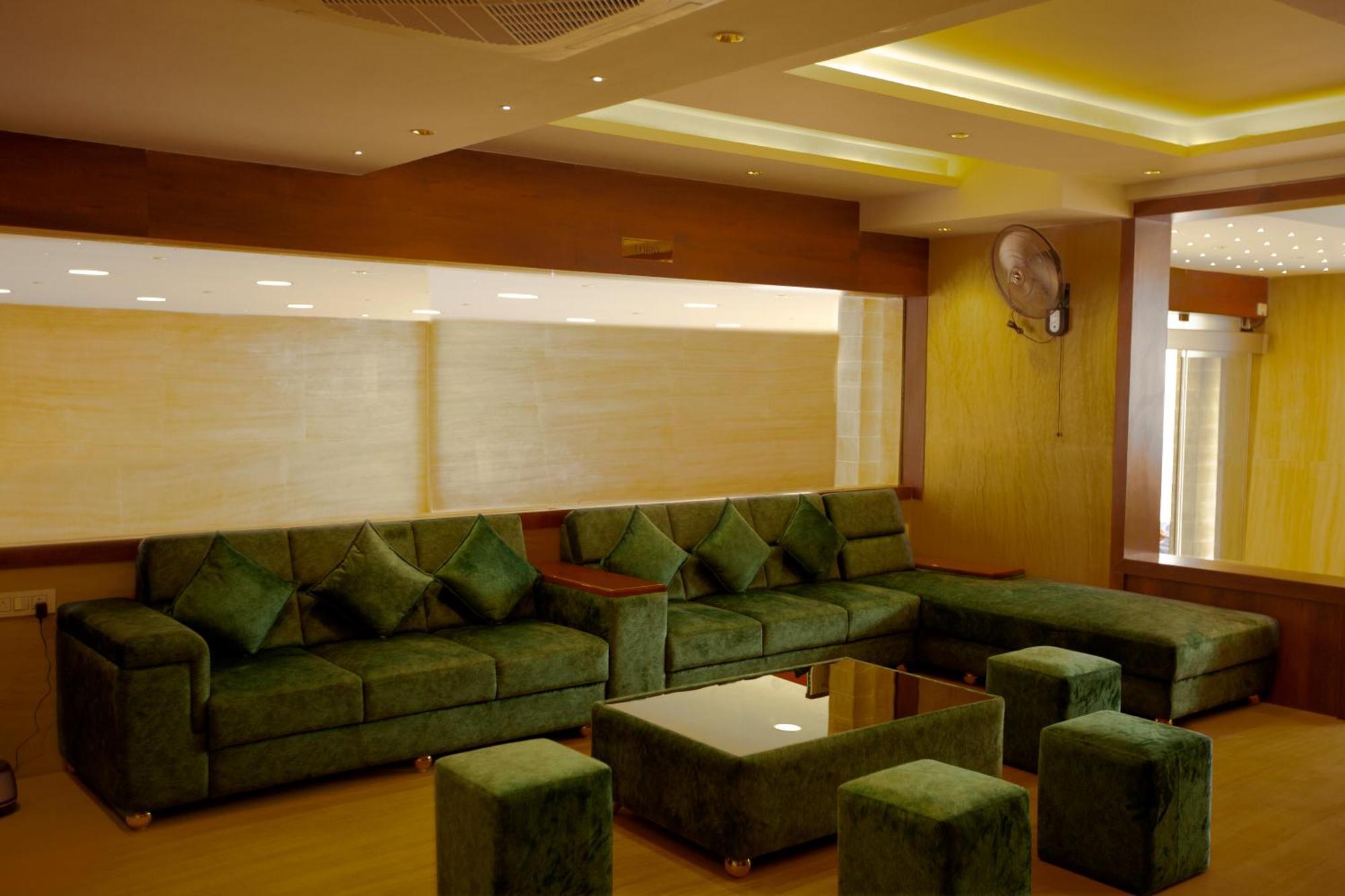 Golden Fortune Inn Hotel 벵갈루루 외부 사진