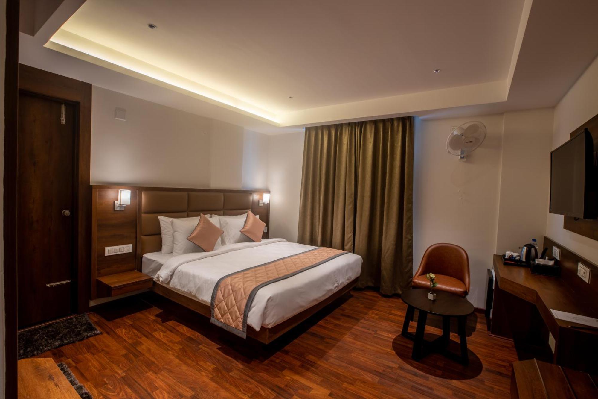 Golden Fortune Inn Hotel 벵갈루루 외부 사진