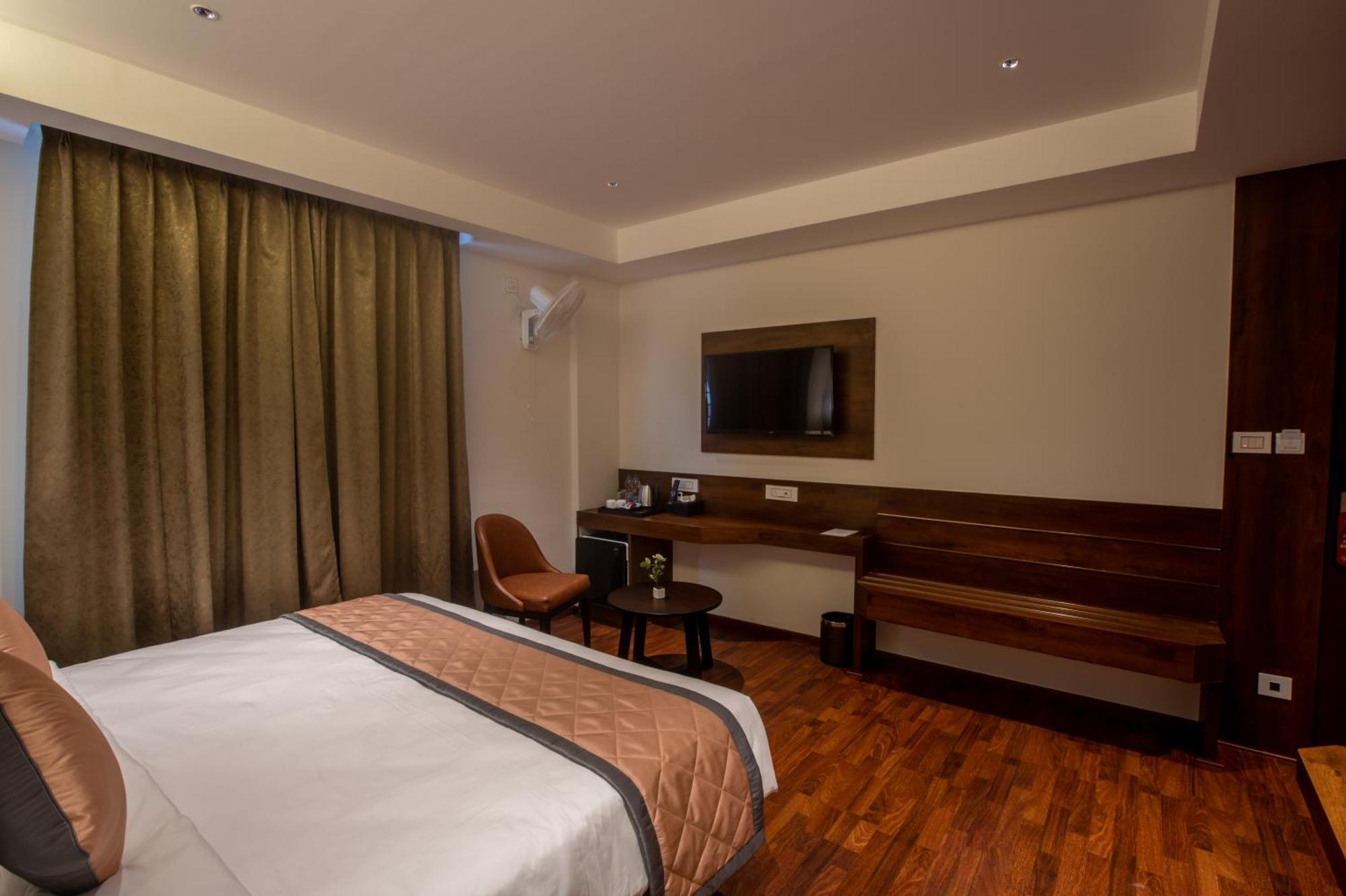 Golden Fortune Inn Hotel 벵갈루루 외부 사진